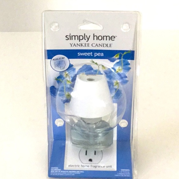 Yankee Candle, Simply Home Plug in Fragrance Unit, Scent, Sweet Pea. Guest  Bath - Picture 1 of 6